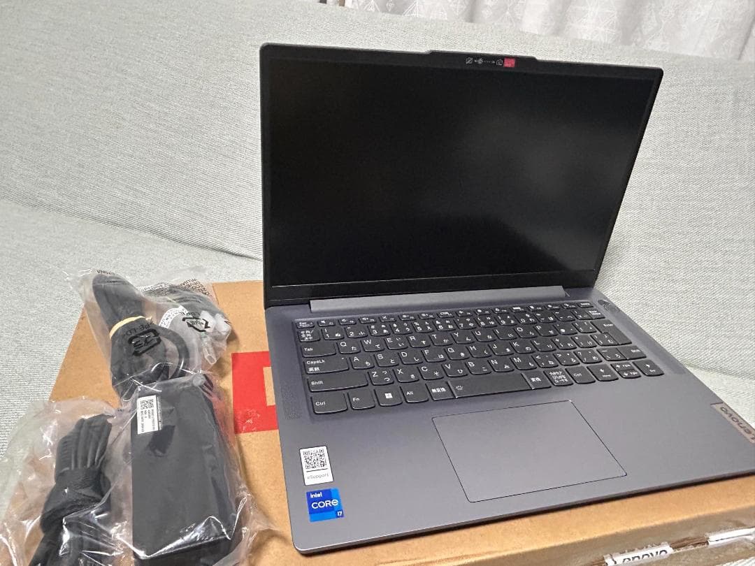 Lenovo IdeaPad Slim3 EL003UJP 新品●未使用