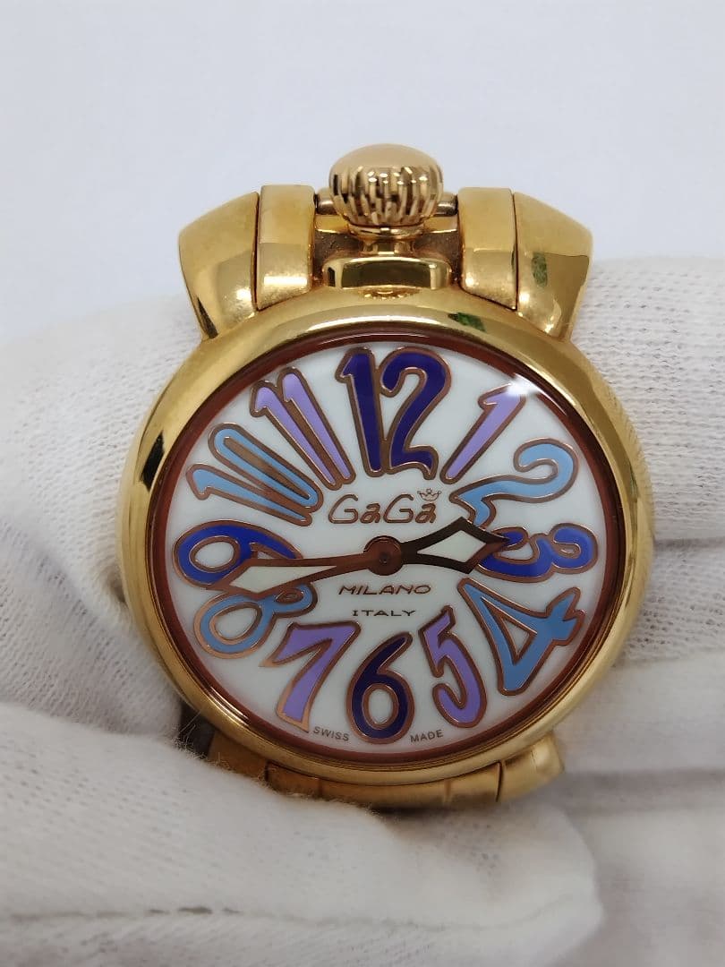 ジ*ビ様 GaGa ゴールド カラフル数字 時計