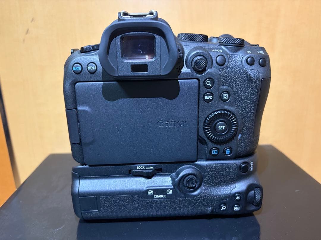 キヤノン EOS R6 Mark II ボディ + BG-R10