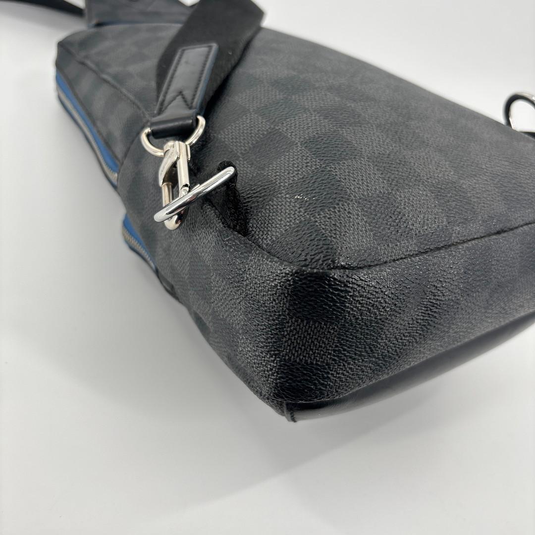 極美品 ルイヴィトン ダミエグラフィット アヴェニュー スリングバッグ ブラック