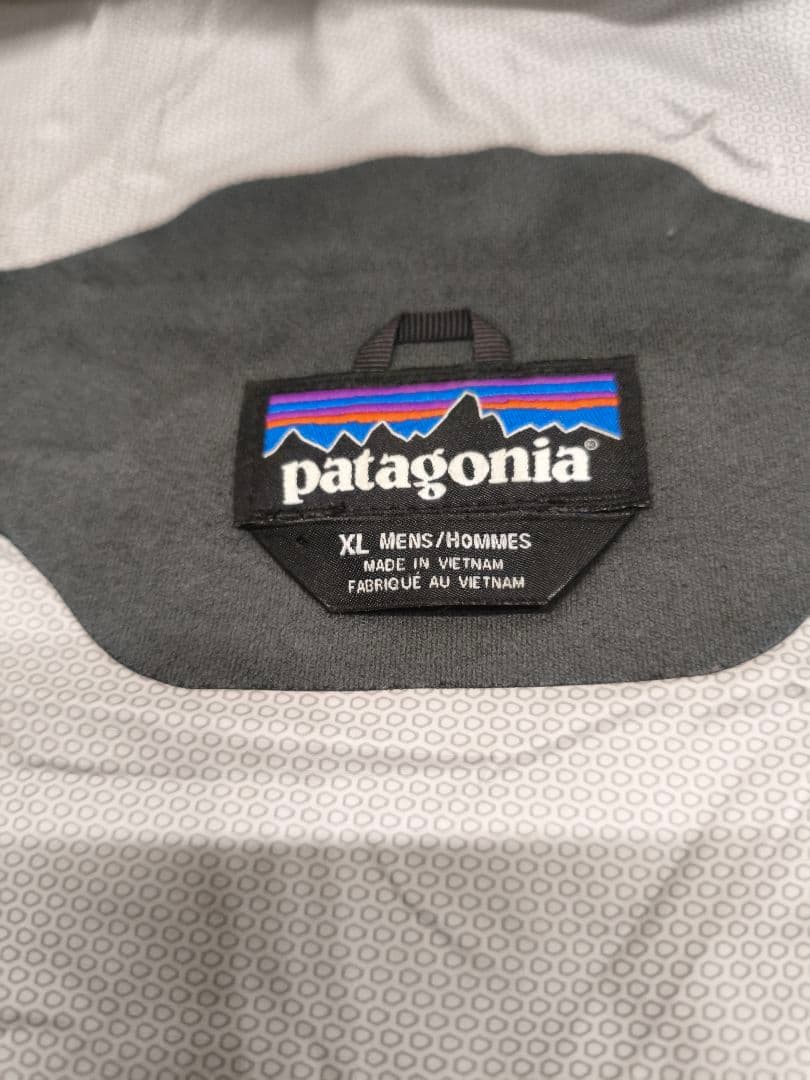 patagonia トレントシェルジャケット　XL ブルー×ブラック