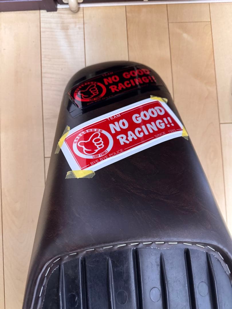 zrx400 オオカワ 三段シート オーダー 変形型じゃないタイプ！