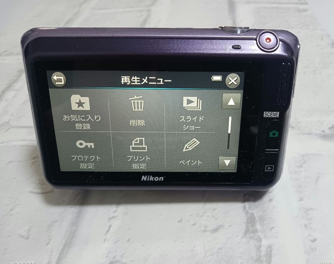 〇Nikon Coolpix コンパクトデジタルカメラ パープル