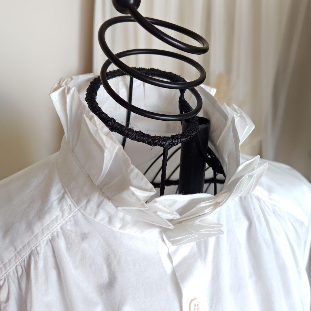 バスコ ハドゥ プルビオ 立襟 フリル ホワイト シャツ ブラウス インド製