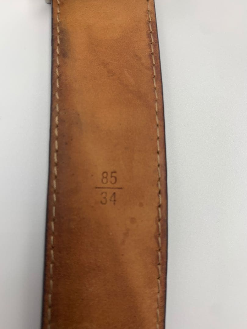 ルイヴィトン サンチュール LV　イニシャル　エピ レザー ブラック P55