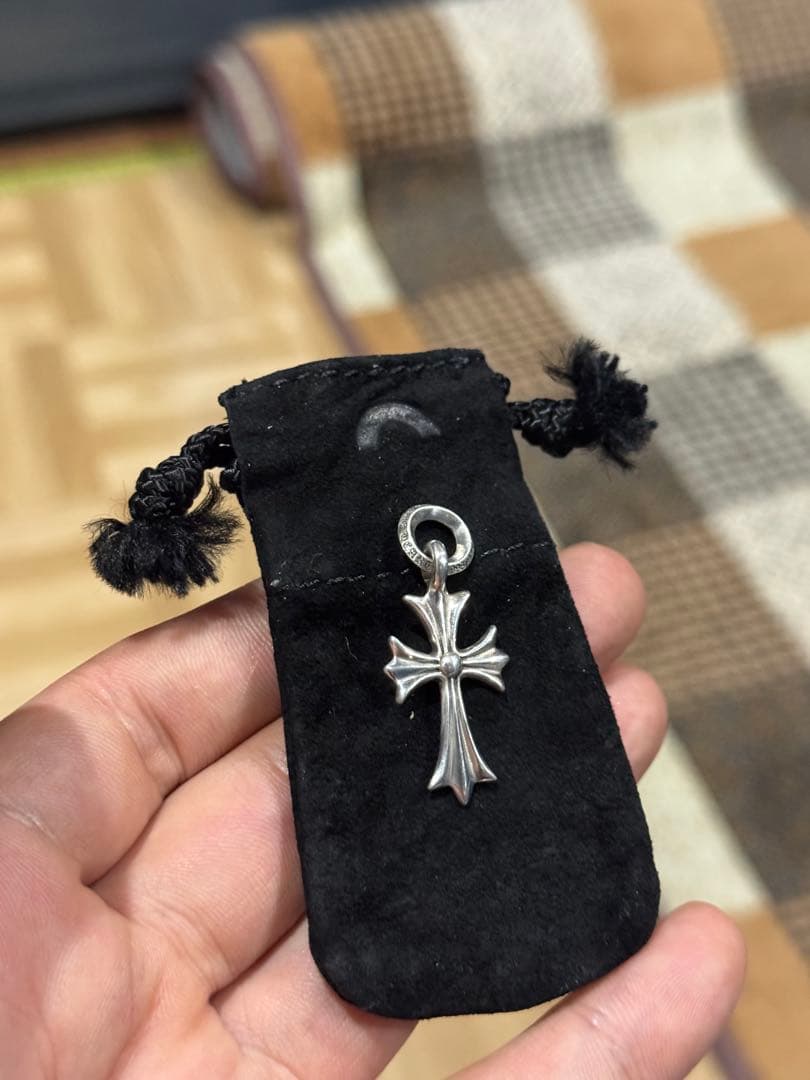 クロムハーツ　タイニークロス　ネックレス