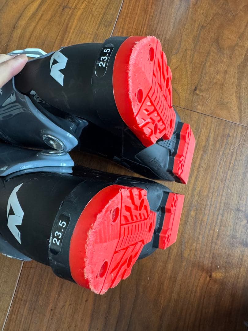 Nordica Speedmachine 3 子ども用スキーブーツ　23.5