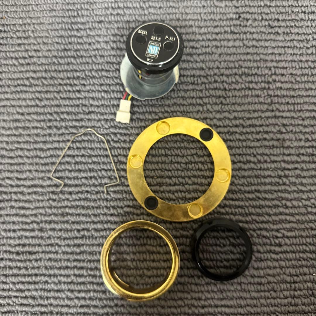 ナルディ NARDI ウッドステアリング 32.5パイ ゴールドスポーク 希少