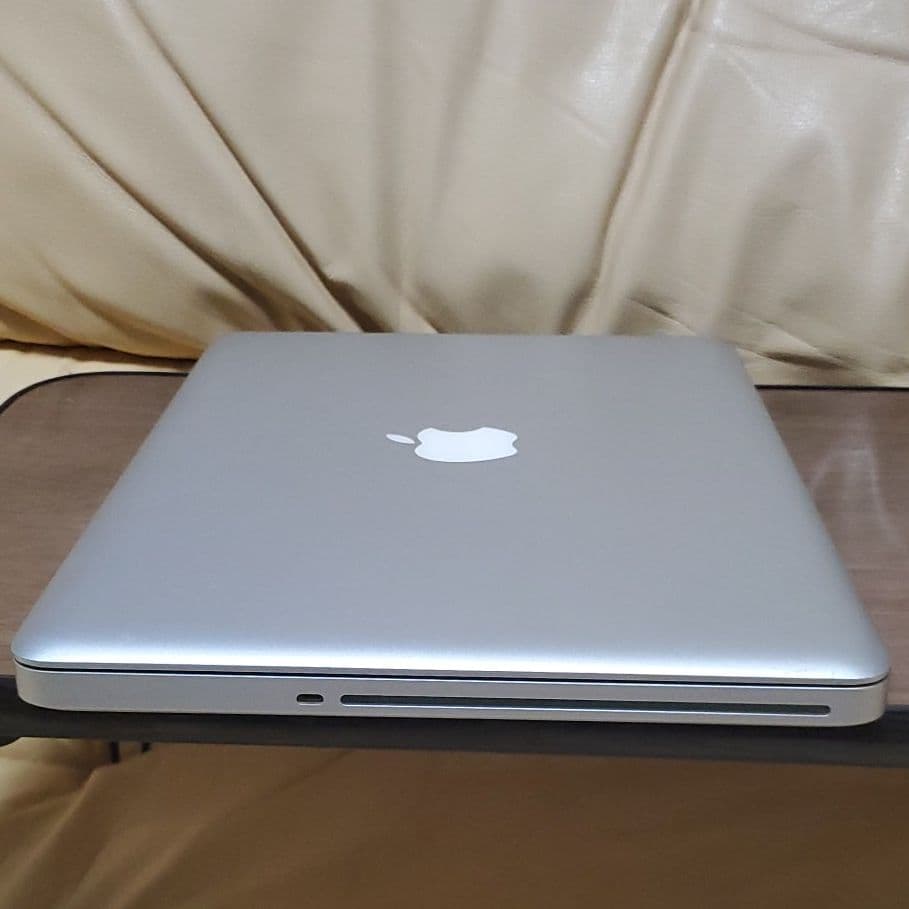 Apple　MacBook Pro　ジャンク品　未確認