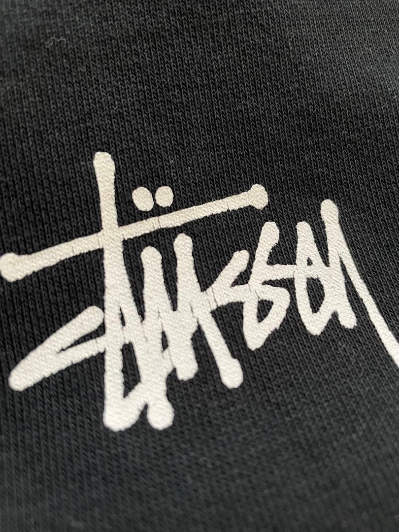Stüssy ブラック フード付きパーカー　正規品