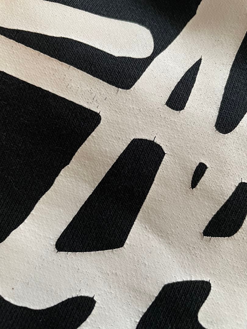 Stüssy ブラック フード付きパーカー　正規品