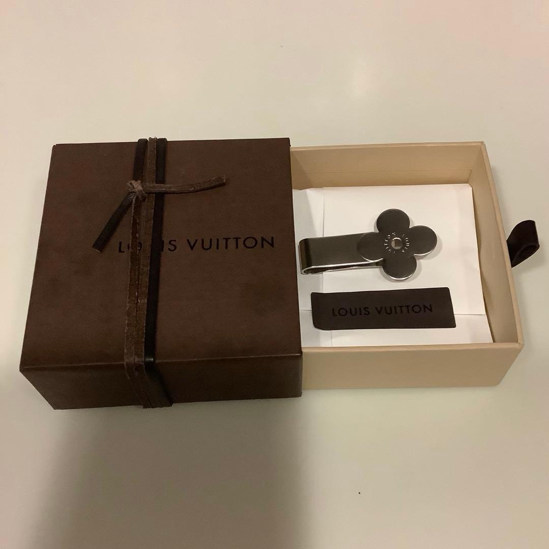 Louis Vuitton マネークリップ 四つ葉デザイン