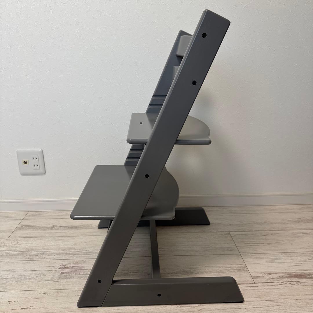 ストッケ　トリップトラップ　ストームグレー　ベビーセット付　トレー付