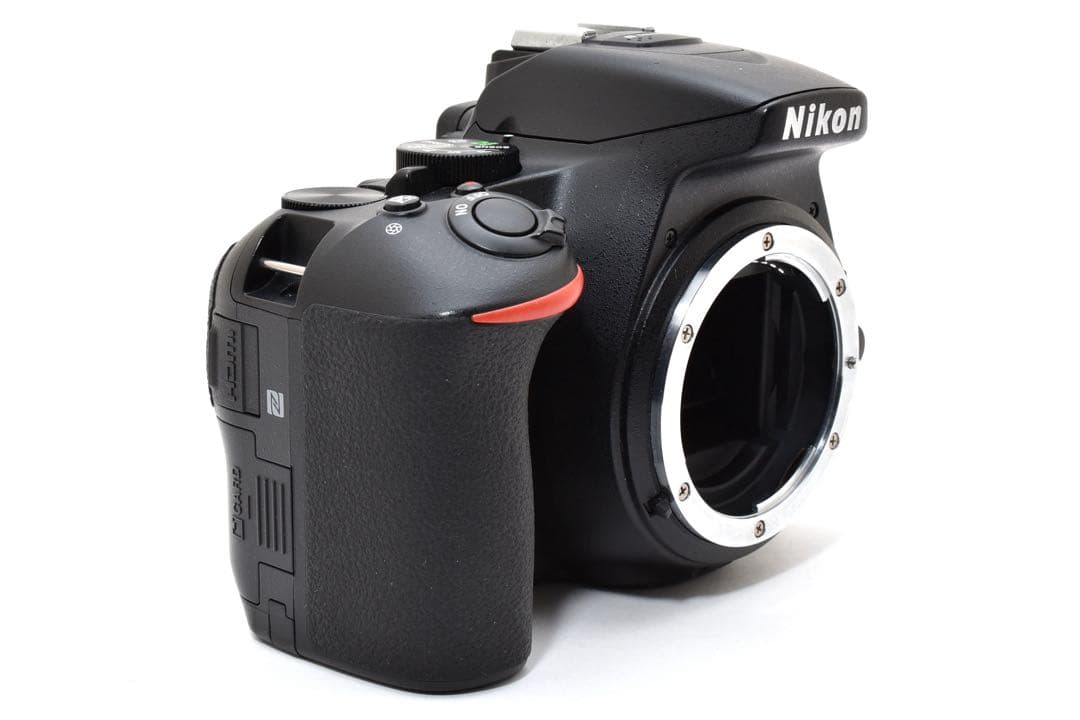 ❤️Nikon D5600❤️ デジタル一眼レフ Wi-Fi搭載✨タッチ操作可能✨