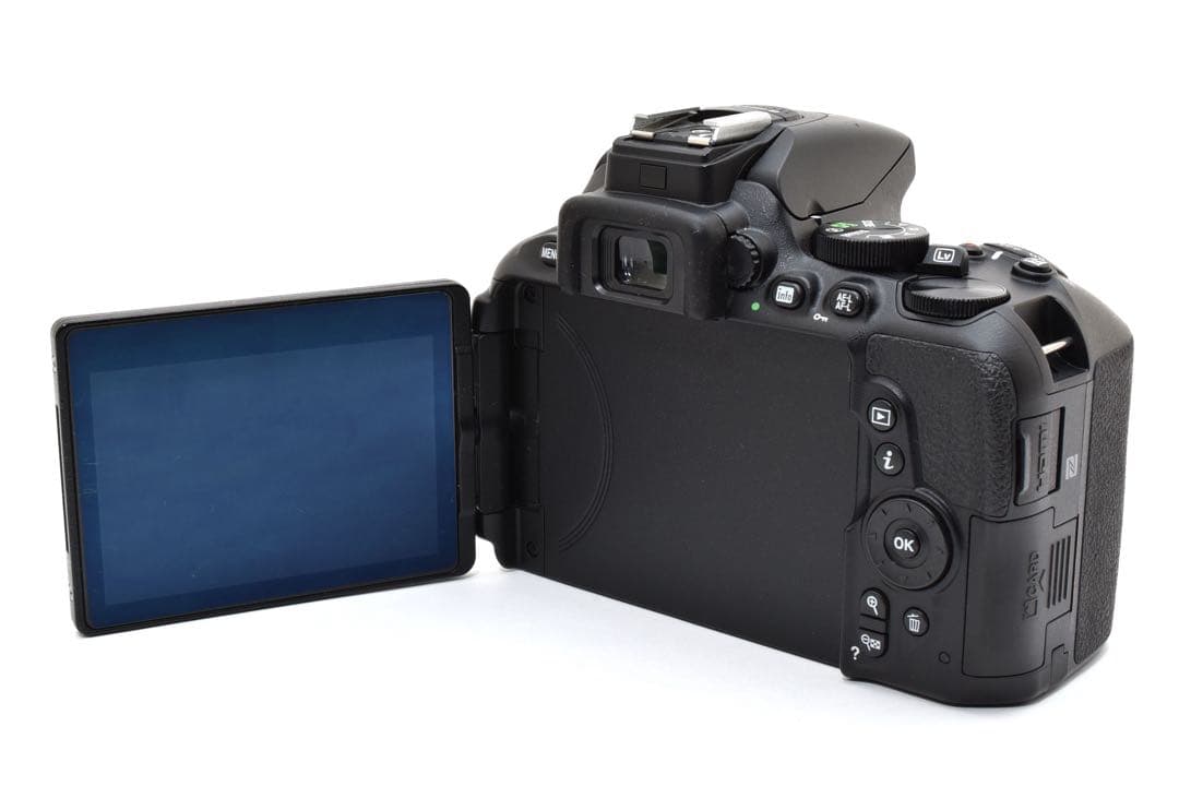 ❤️Nikon D5600❤️ デジタル一眼レフ Wi-Fi搭載✨タッチ操作可能✨