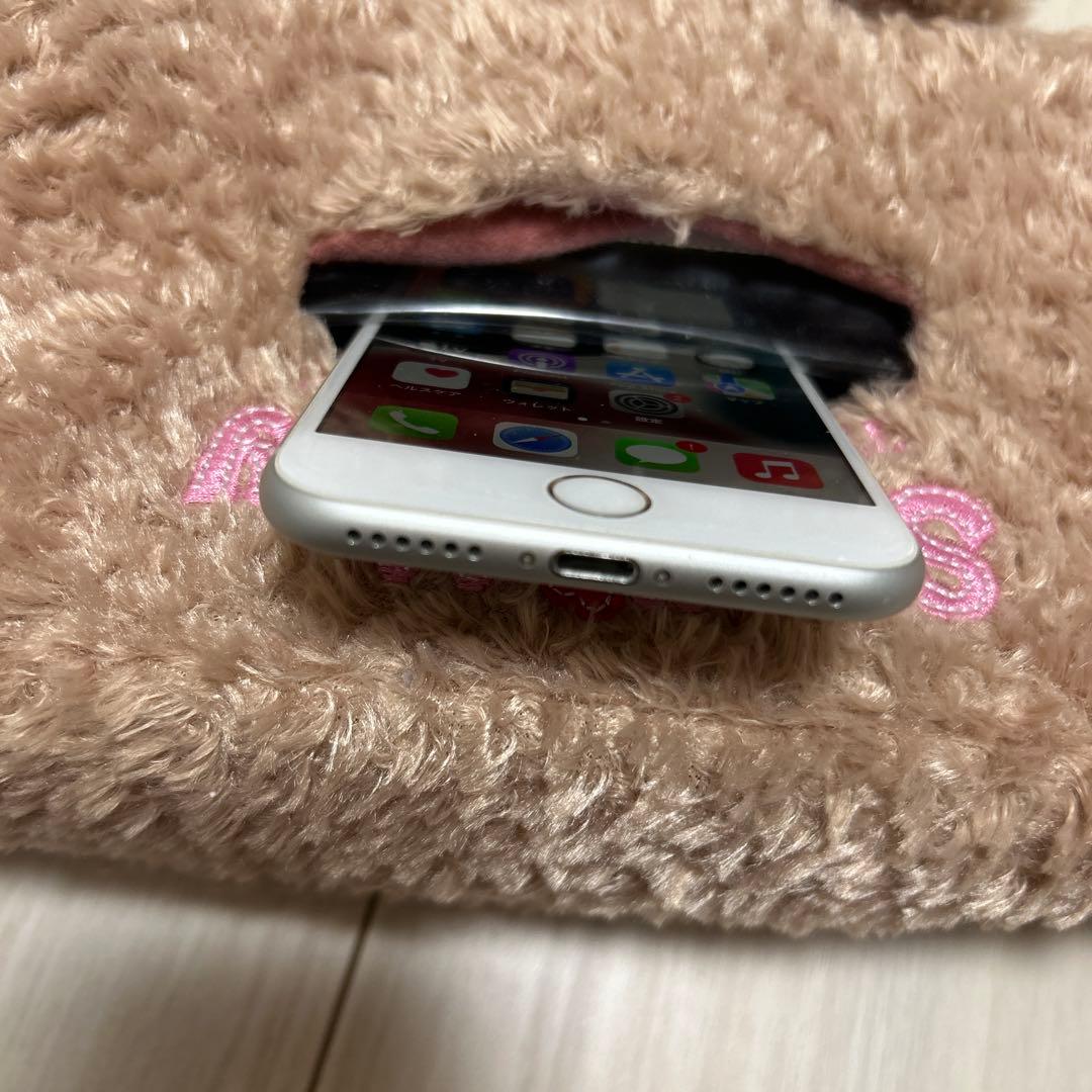 Apple iPhone 8本体 64GB シルバー SIMフリー