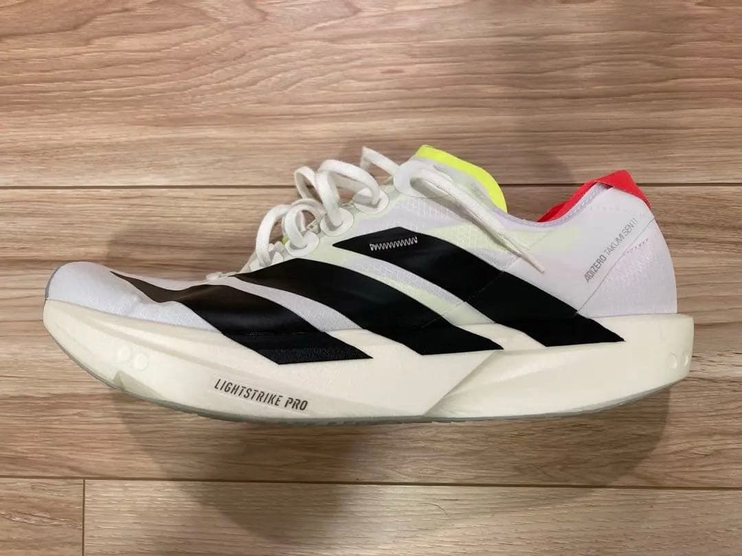 アディゼロ タクミセン11 27.0