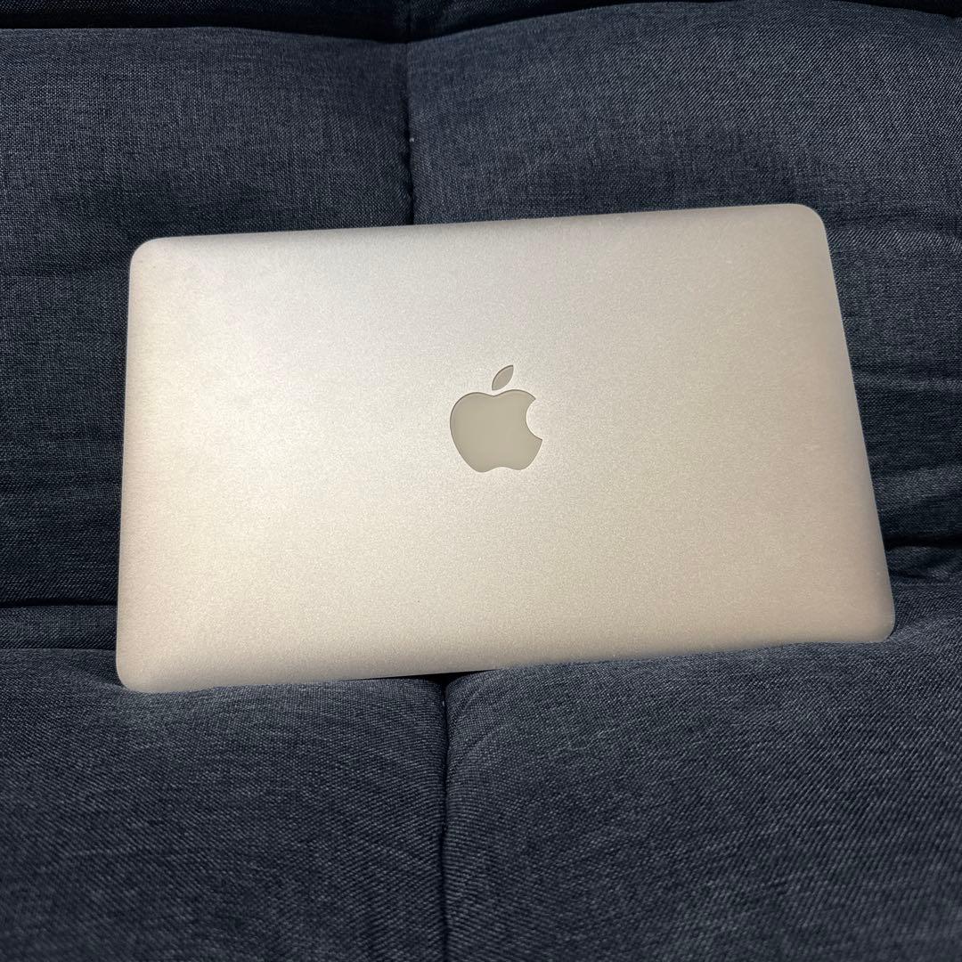 Apple MacBook Air シルバー　2014