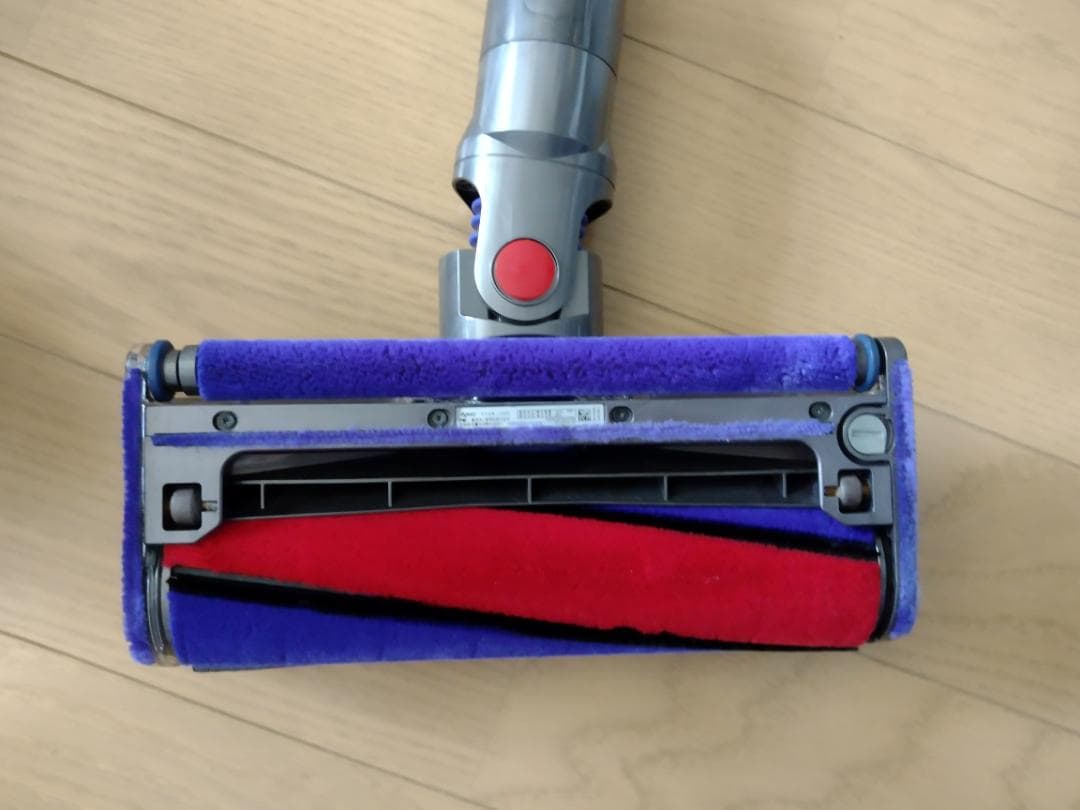 ダイソン★掃除機★V10★SV12★バッテリー新品と同等★スタンド付き1