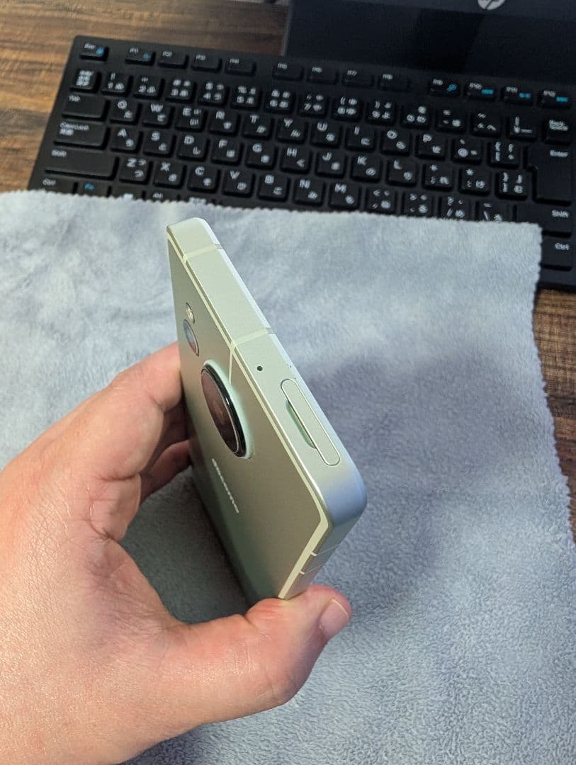 美品、AQUOS sense8（docomo）SIMフリー