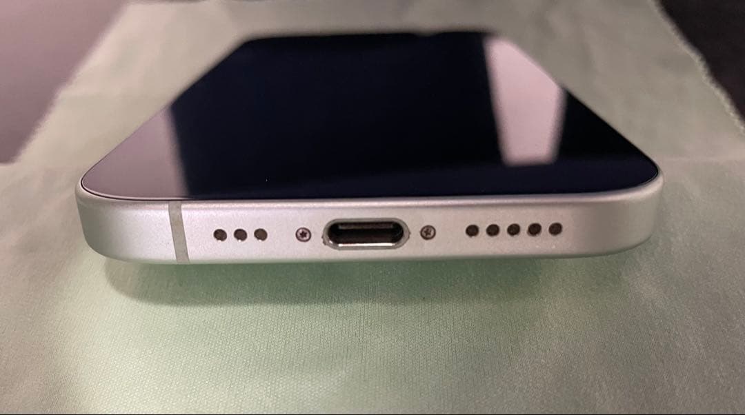 Apple iPhone 15 128GB グリーン 本体