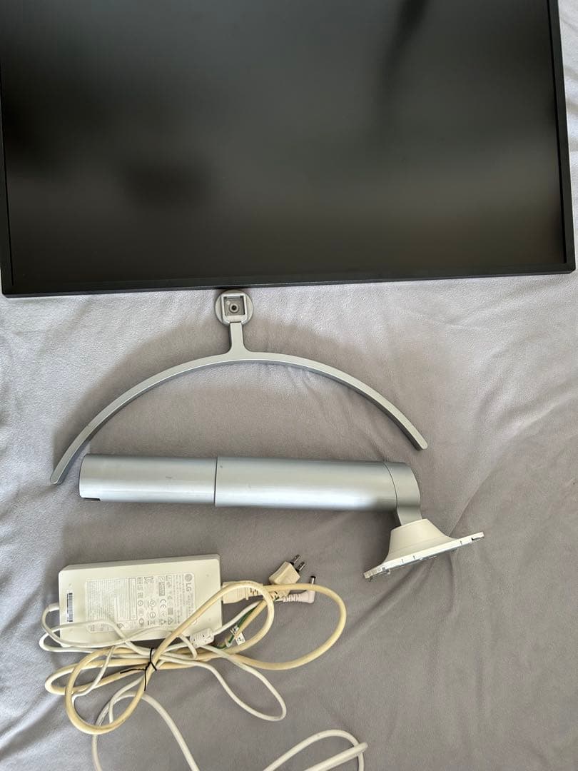 LG 32UL750-W 4KモニターDisplayHDR600対応