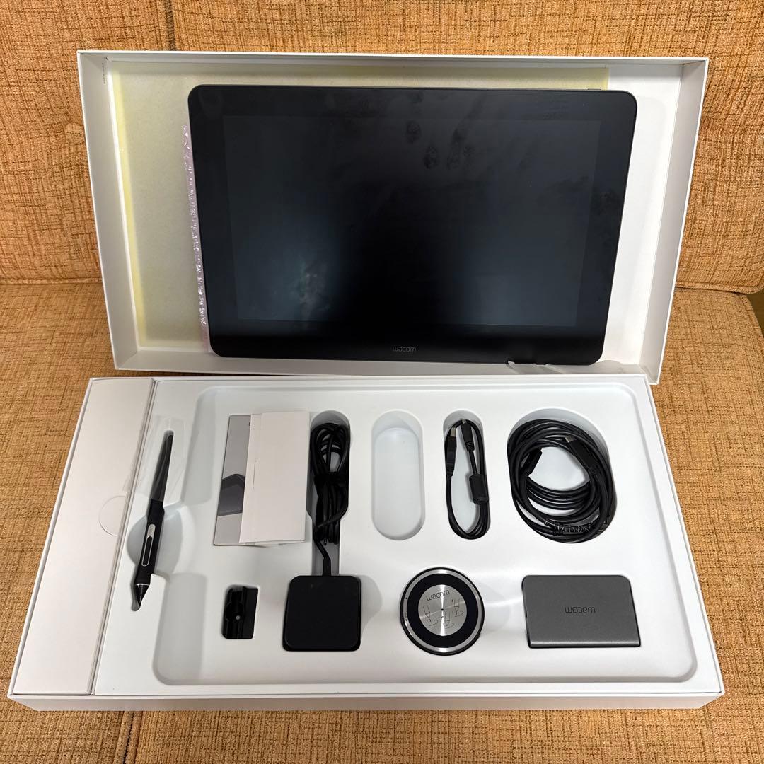 Wacom Cintiq Pro 16 DTH-1620/AK0 液晶ペンタブ