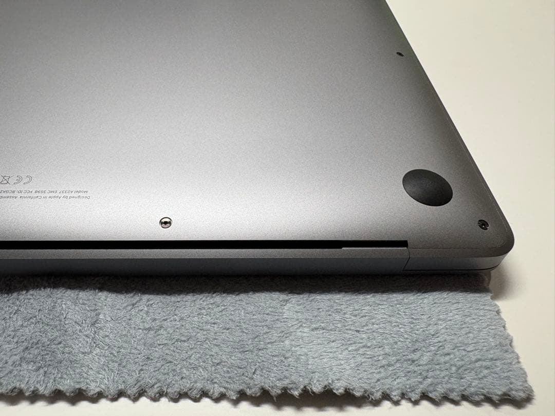 Apple MacBook air M1 256GB 16GB 本体