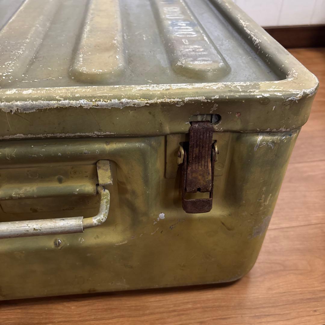 米軍　実物　アルミコンテナ　送料無料