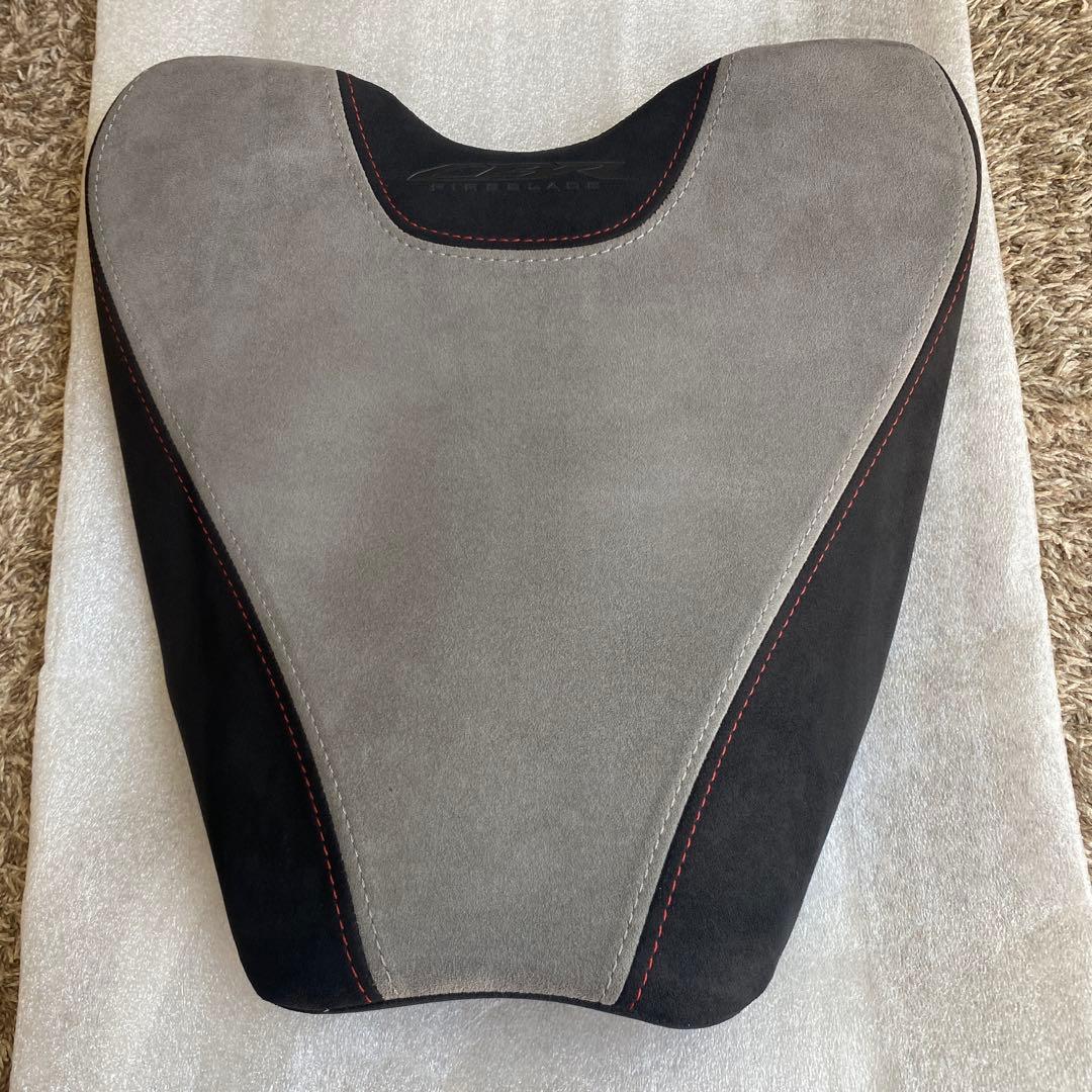 C B R1000 R R- R純正スペシャルシ一ト