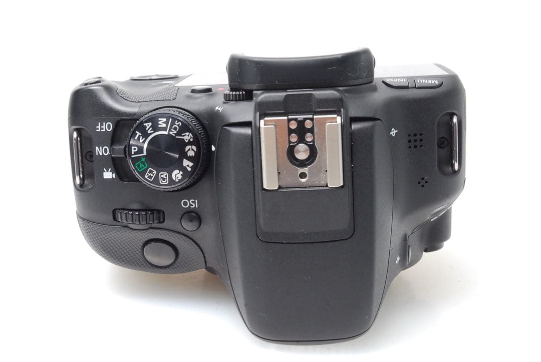 ✨ショット数1,750回✨CANON KISS X7✨ダブルレンズ✨超軽量✨