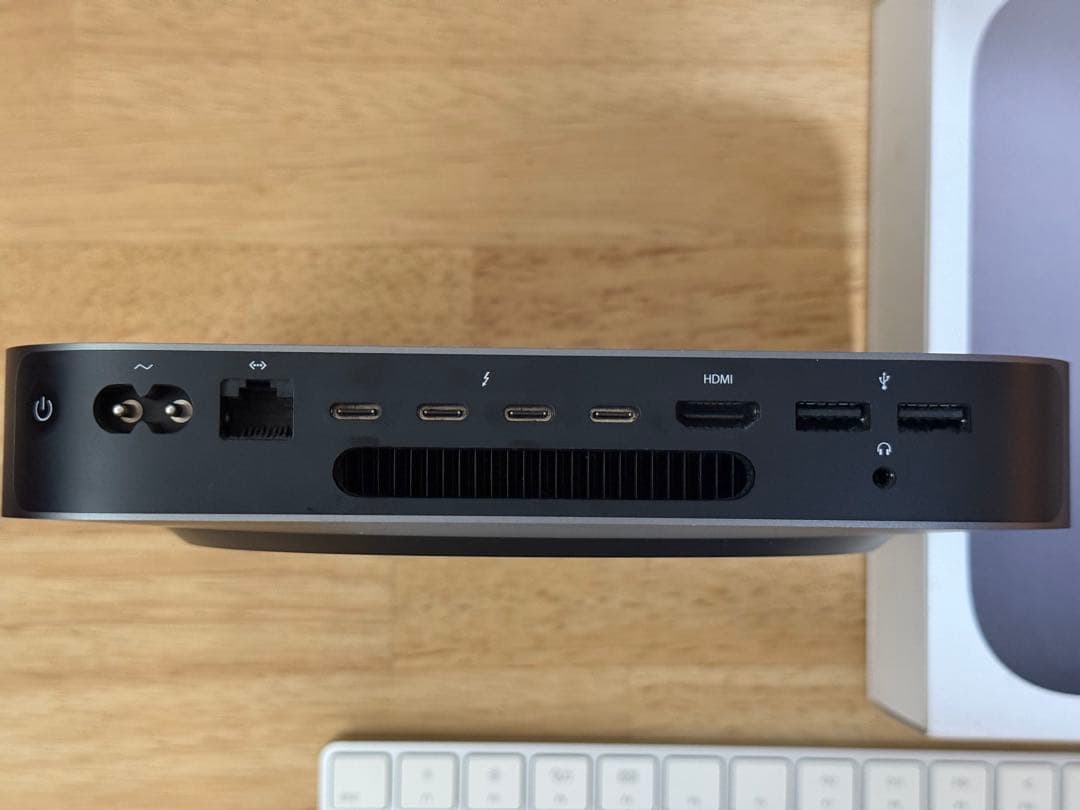 Apple Mac mini 2018本体16gb +キーボード+マウス