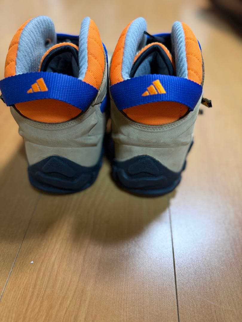 28.5 adidas RADLANDER ラッドランダー バッドランダー