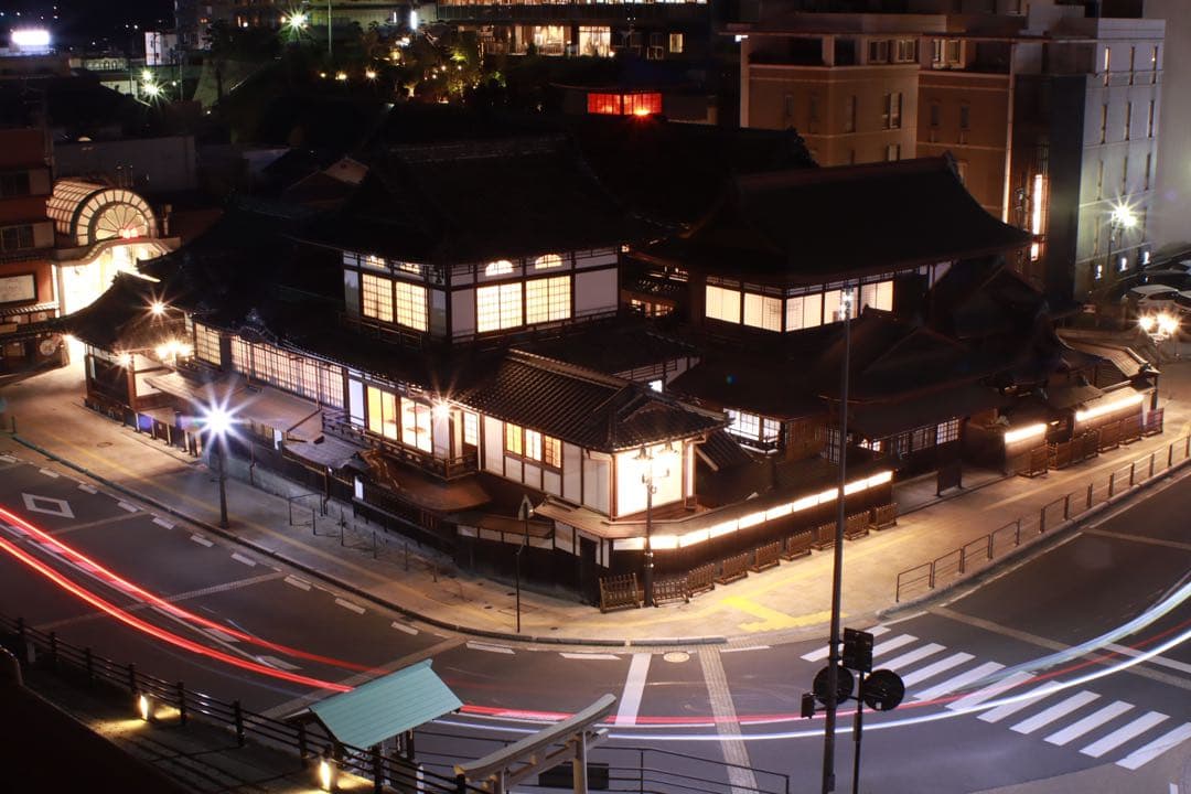 Canon EOS Kiss X10i デジタル一眼レフカメラ