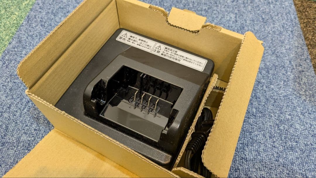 【新品】パナソニック自転車充電器Panasonic NKJ075Z バッテリー