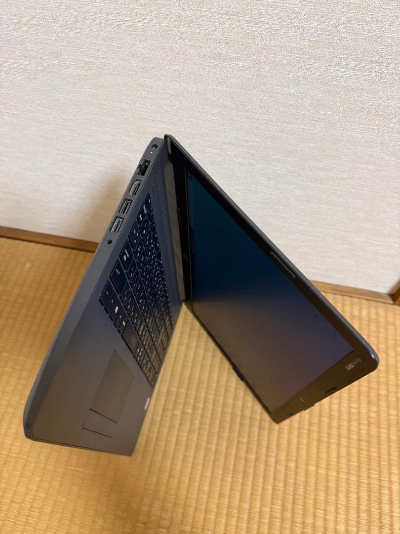 HP ノートパソコン Core i5第8世代。15.6イ ンチ。