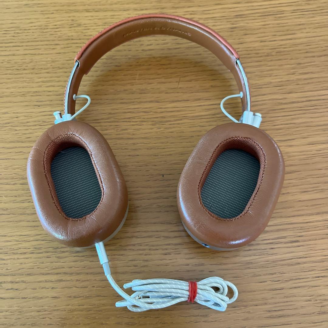 マスター&ダイナミック レトロブラウン有線ヘッドホン