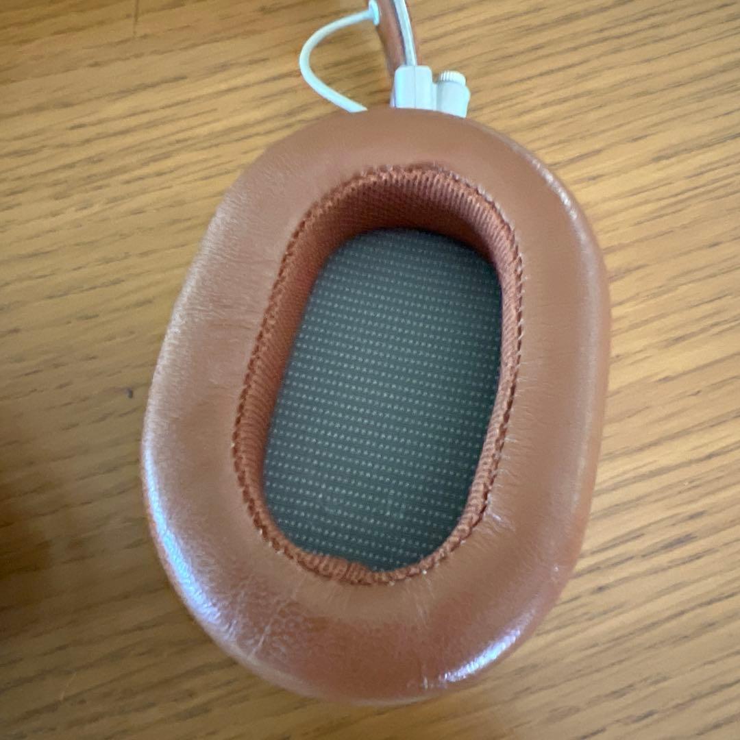 マスター&ダイナミック レトロブラウン有線ヘッドホン