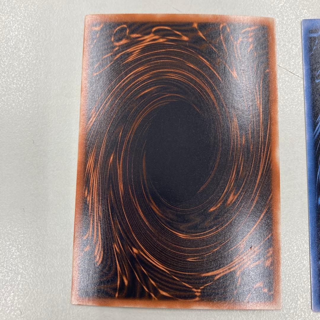 遊戯王カード　美品　三幻神　特典　シークレットレア　GBI