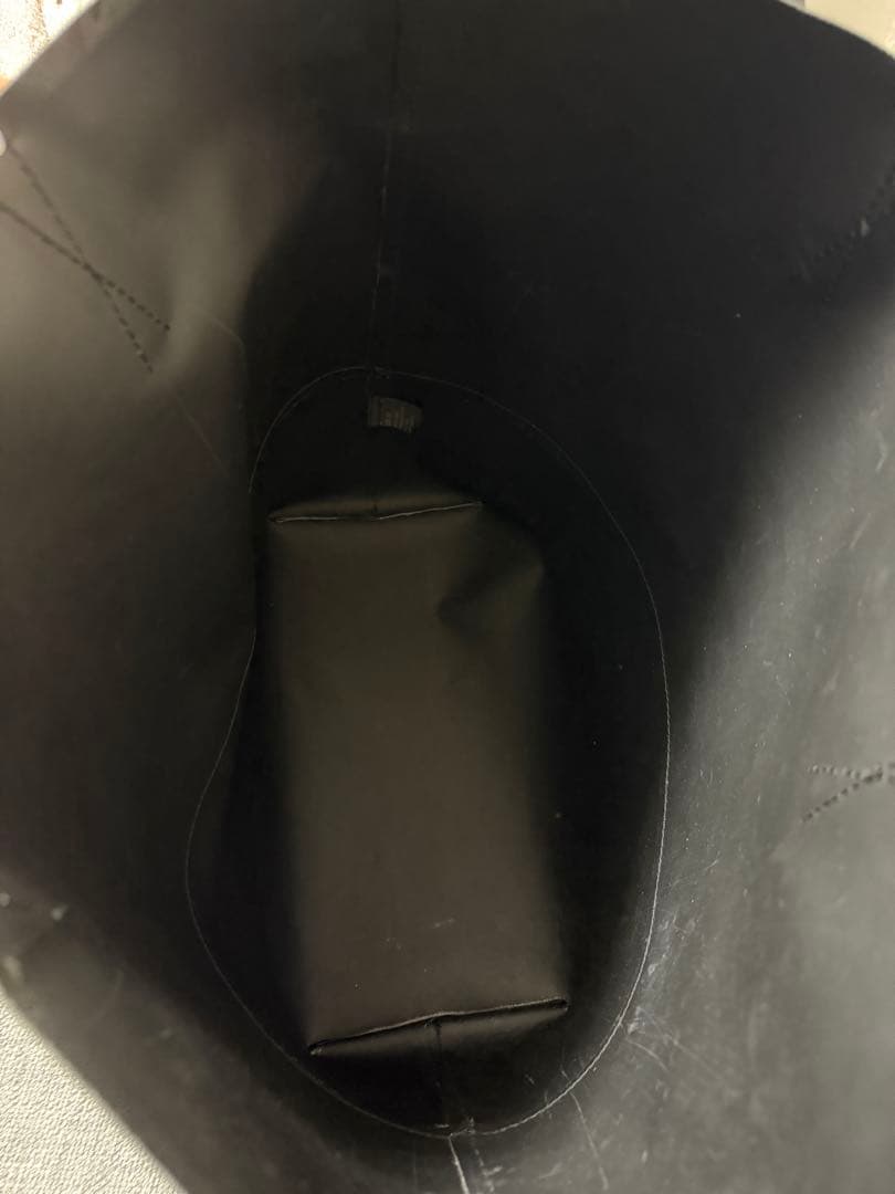 MARNI ブラック マルニタグ付き オープンショッパー