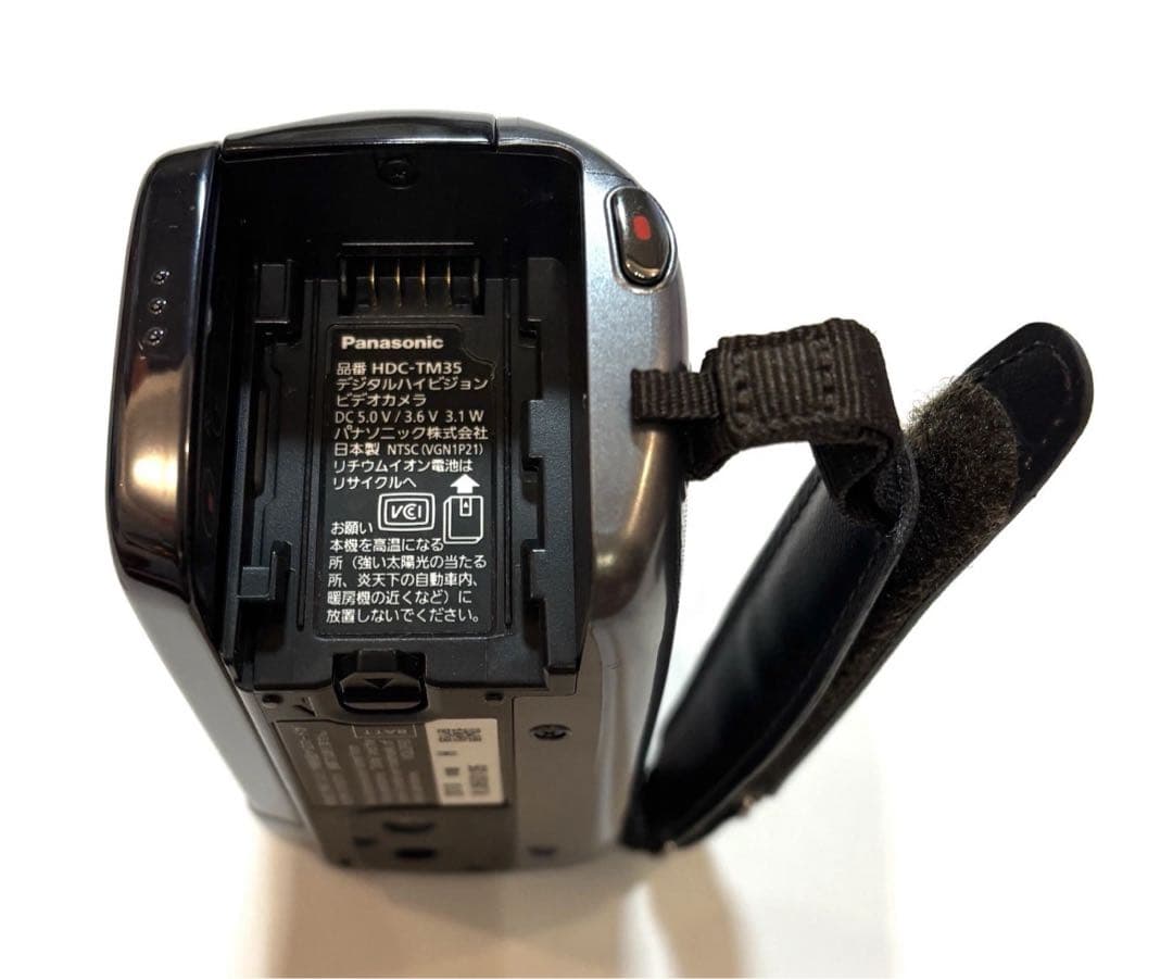 パナソニックHDC-TM35 32GBビデオカメラ 予備バッテリー付 動作確認済