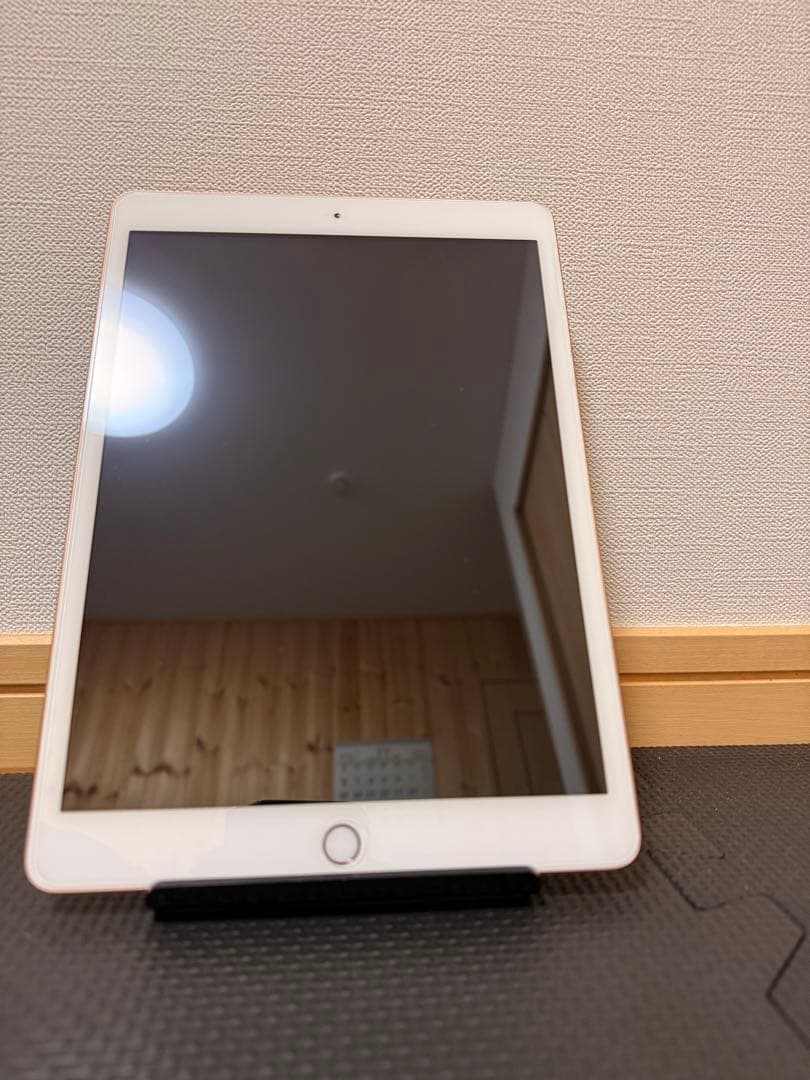 iPad Wi-Fi 32GB - ゴールド（第8世代）