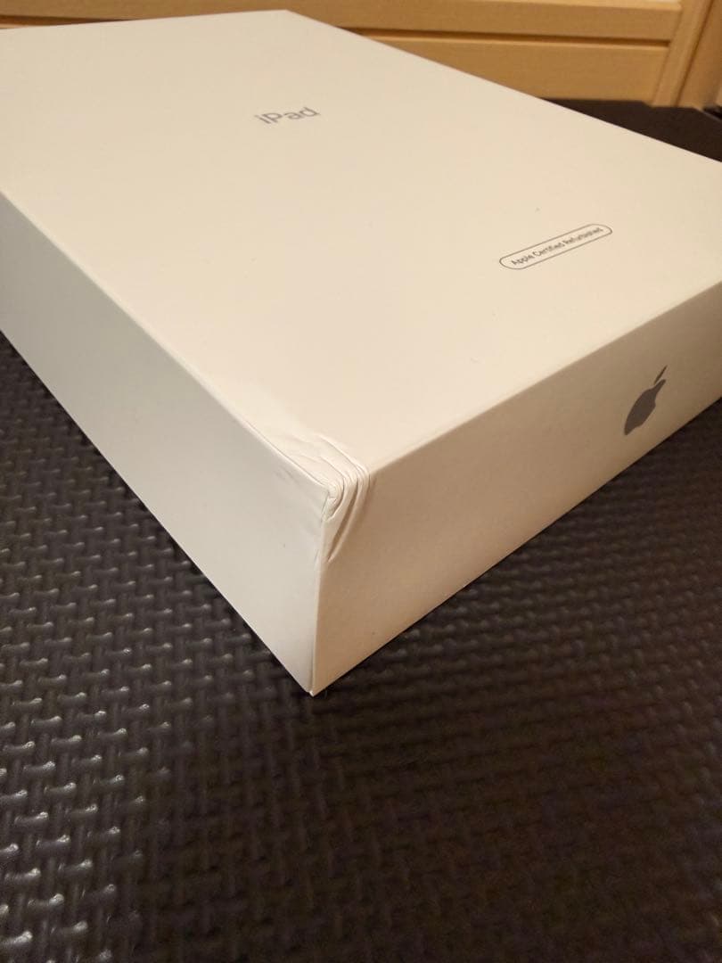 iPad Wi-Fi 32GB - ゴールド（第8世代）