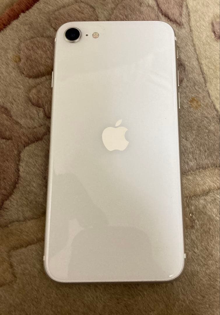 Apple iPhone SE2 ホワイト64GB SIMフリ バッテリ100%
