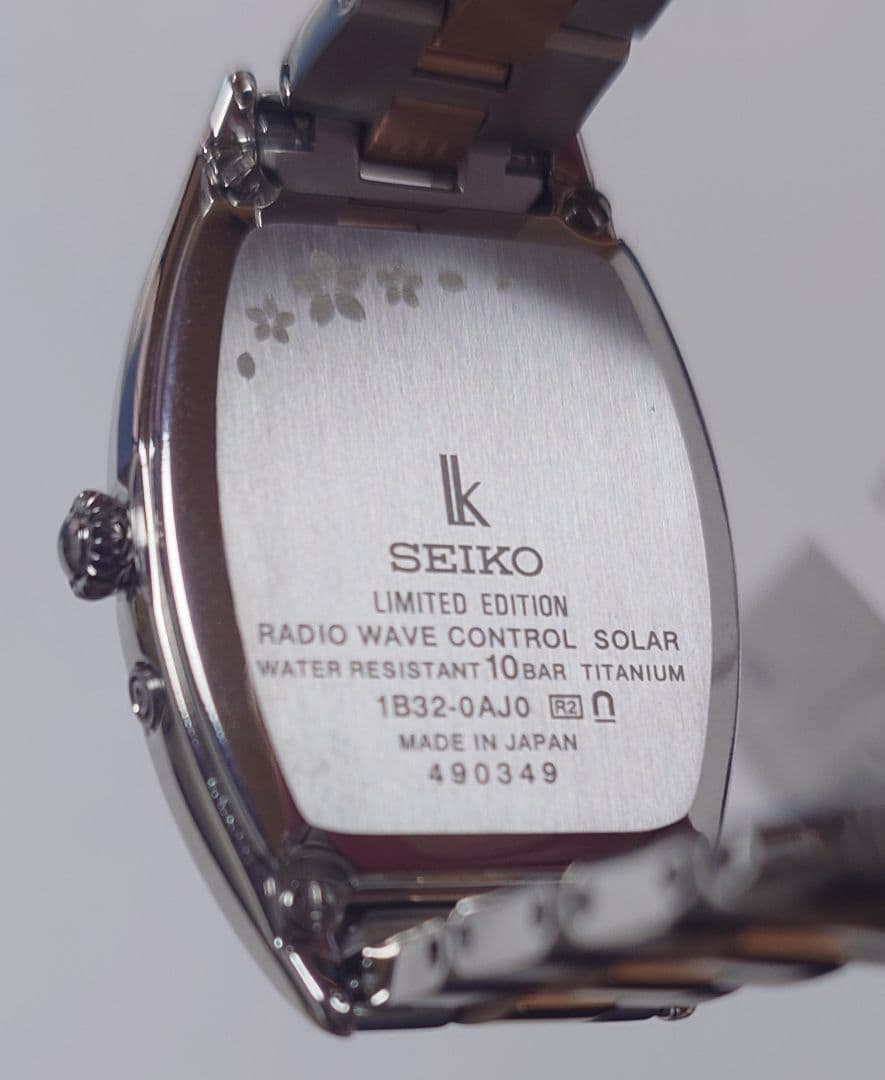 こ*ゆ様 SEIKO ルキア Sakura リミテッドエディション 1B32-0