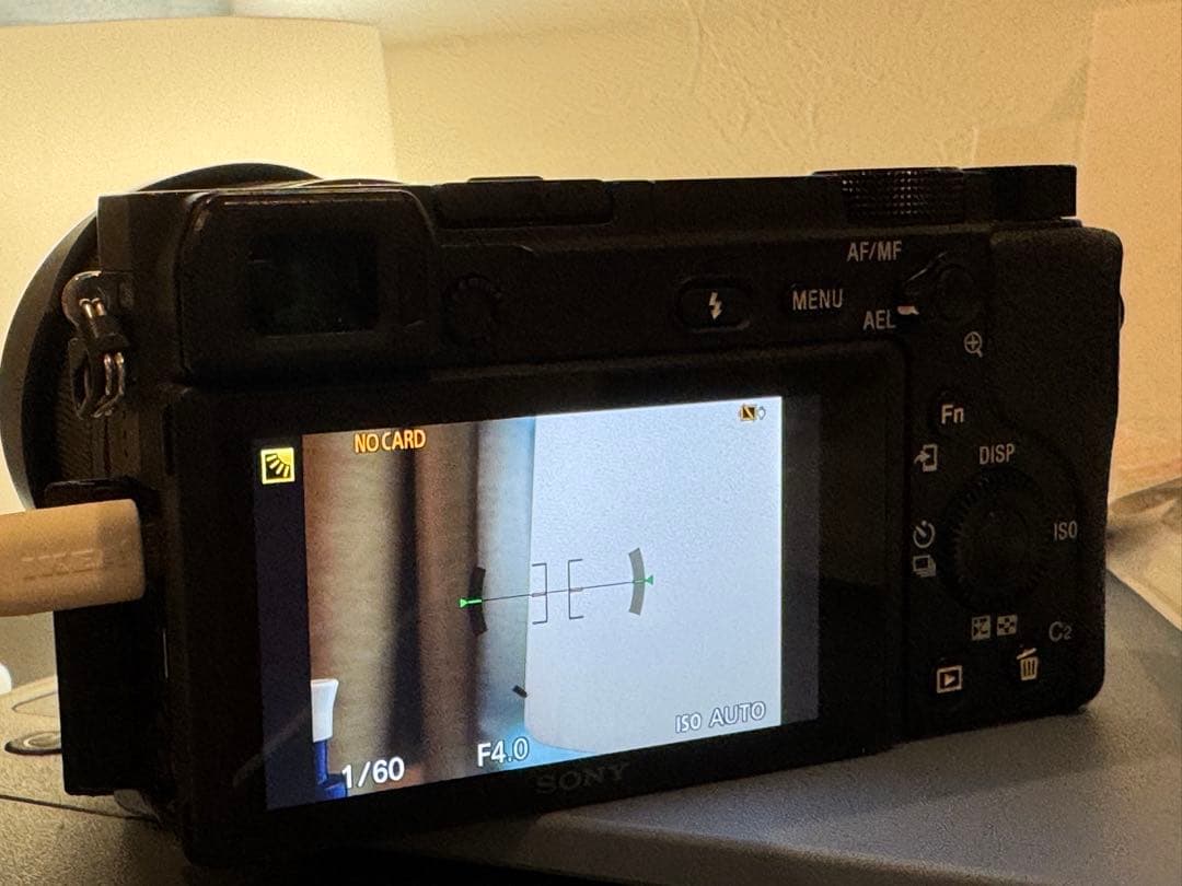 「海外版」Sony α6400 ミラーレスカメラ「SEL2870付き」