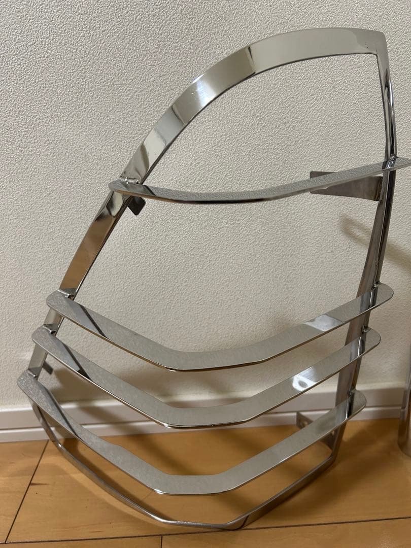 【めい】ハイラックス GUN125 テールランプ ガード左右セット