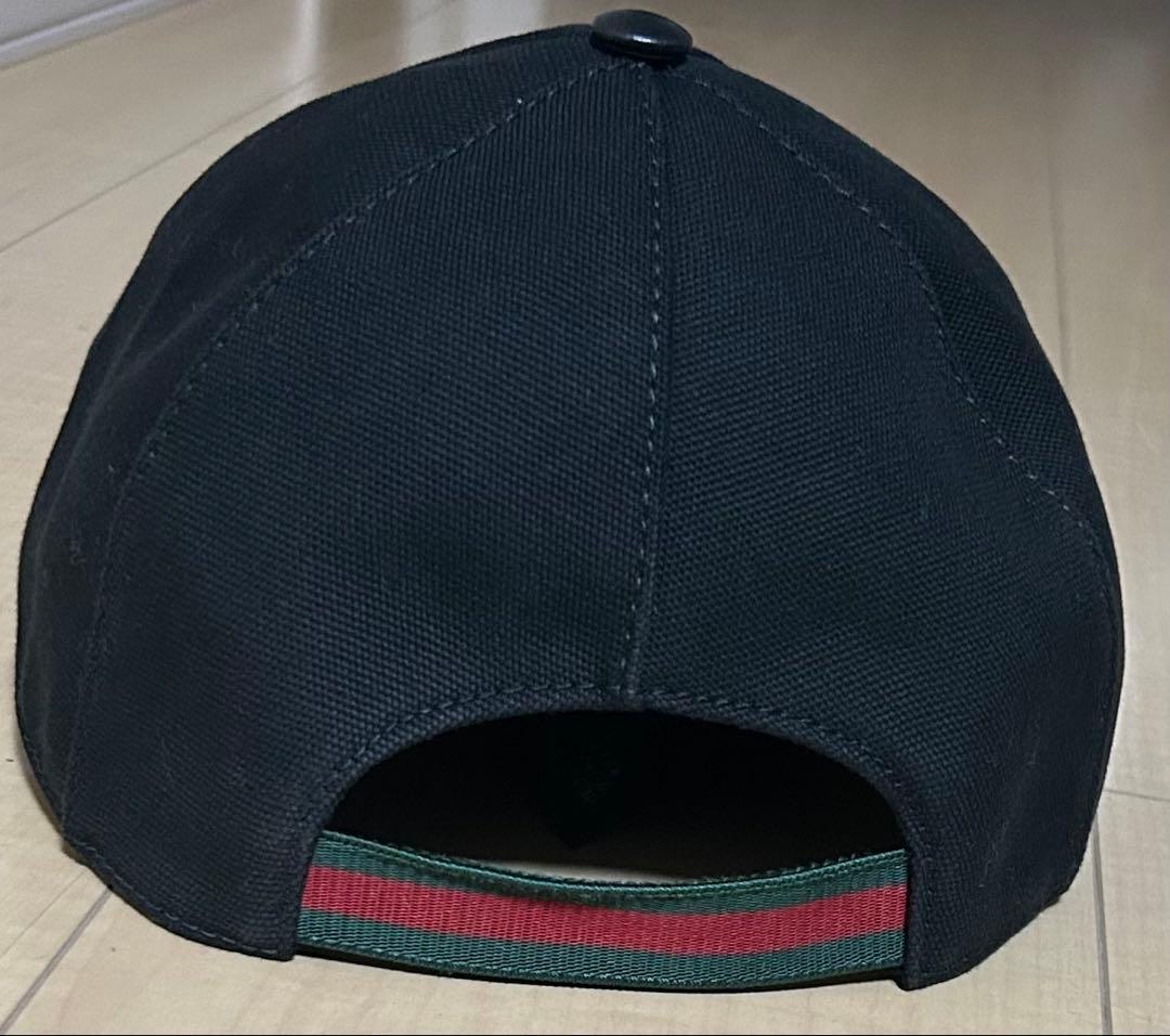 GUCCI ブラックベースボールキャップ