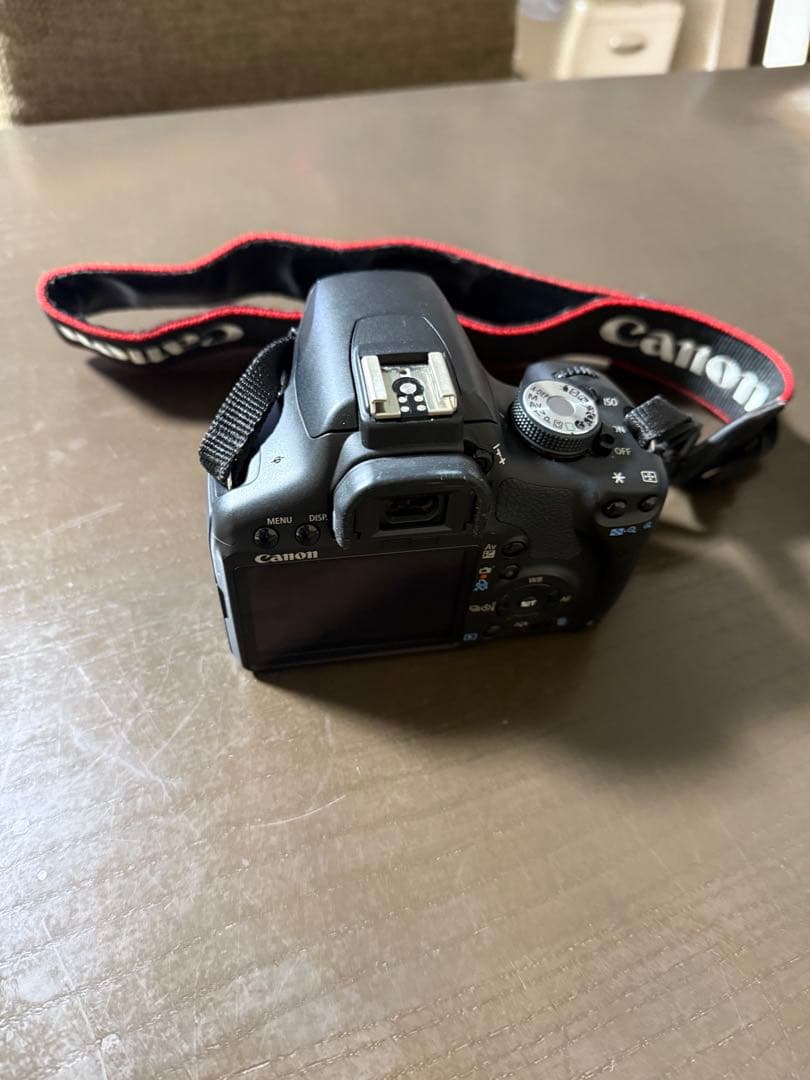 Canon EOS Kiss X3 デジタル一眼レフカメラ　レンズ無し