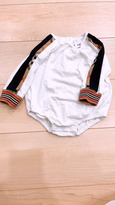 春服　Burberry ベビー　ロンパース　60〜70 新生児　キッズ